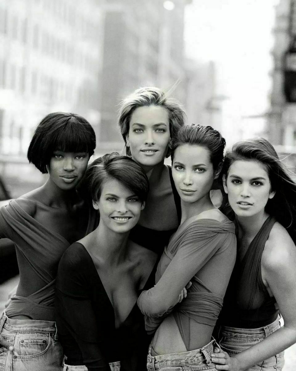 Peter Linbergh photo of super models.